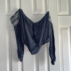 AMERICAN EAGLE strapless top with sleeves